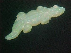 Opal Carving Lizard 37x12mm 9.15crts
